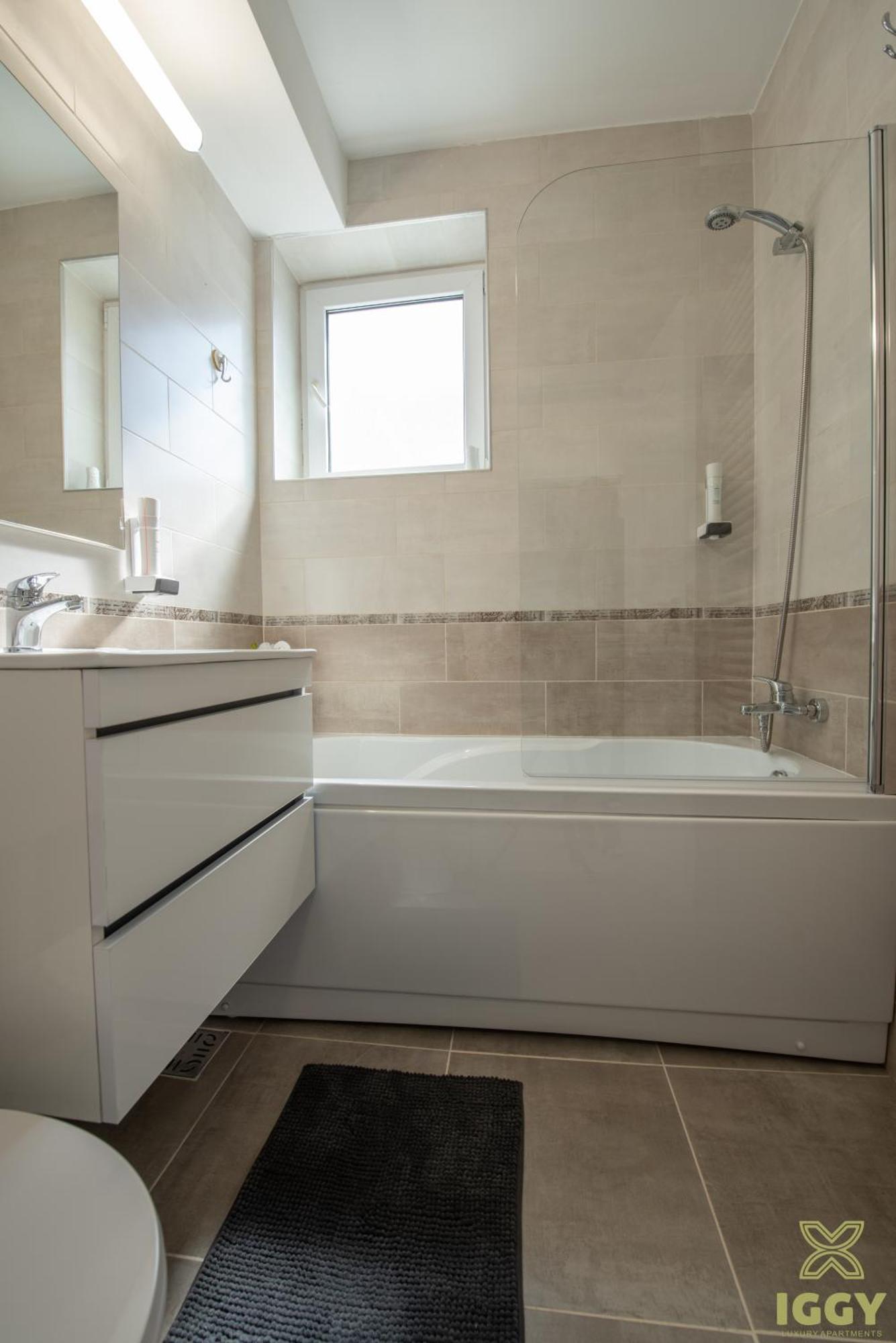 Iggy Premium Apartment Hunedoara Esterno foto