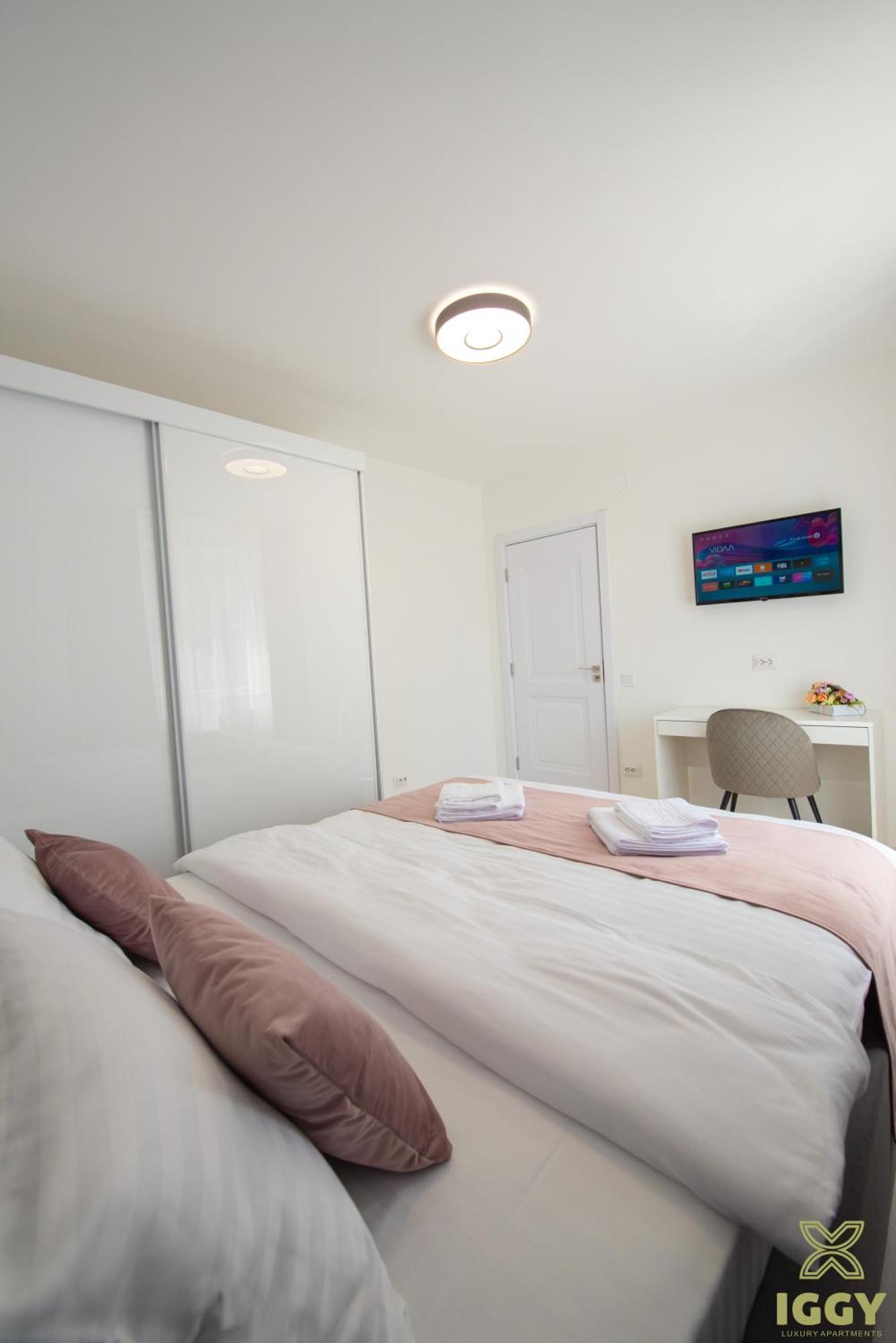 Iggy Premium Apartment Hunedoara Esterno foto
